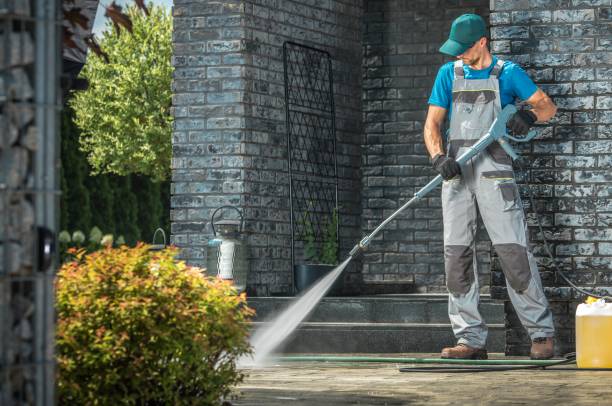 Best Pool Deck Cleaning  in El Centro, CA
